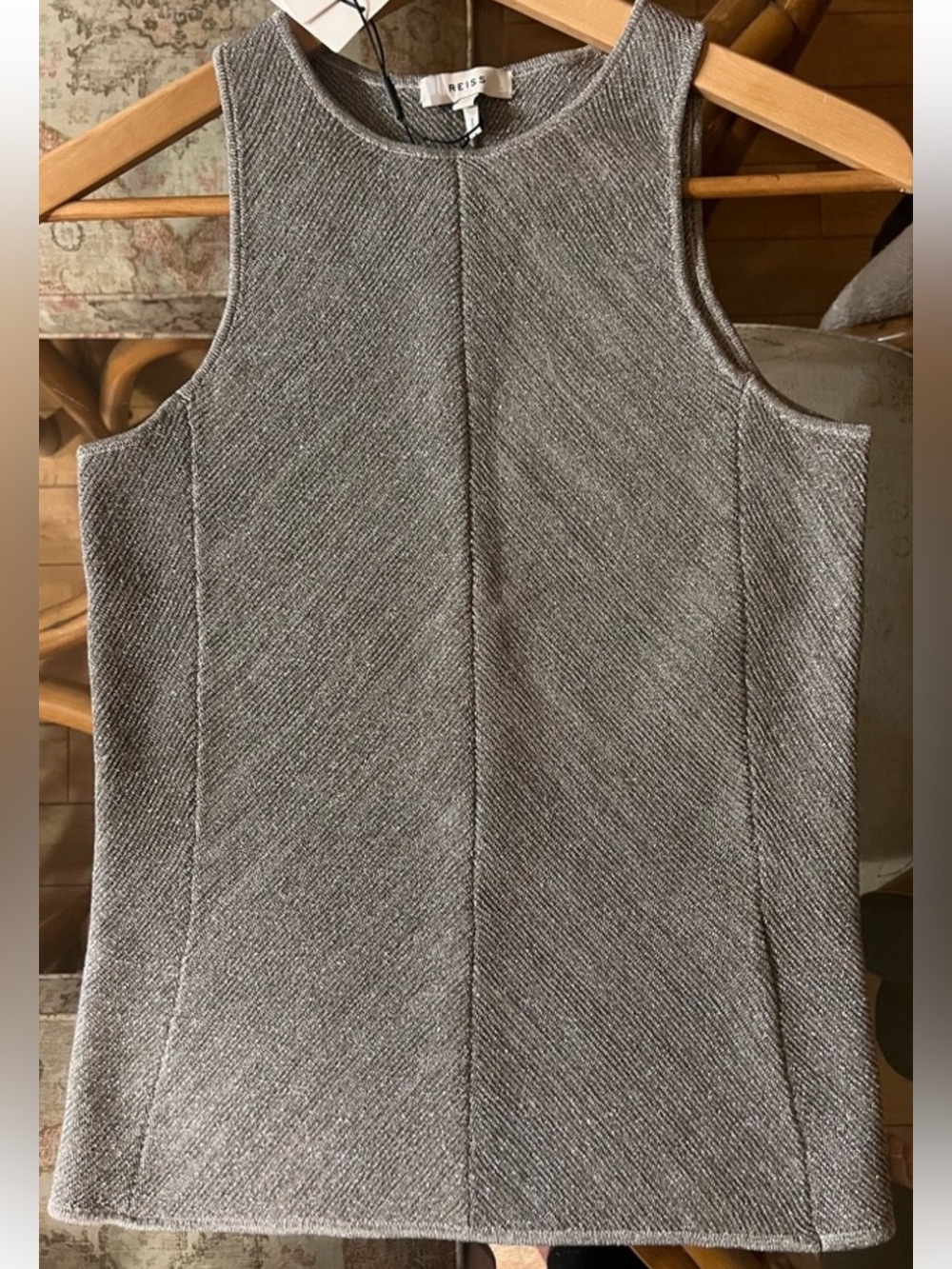NWT Reiss Silver Gray Chevron Tank Top Metallic Medium crewneck sleeveless